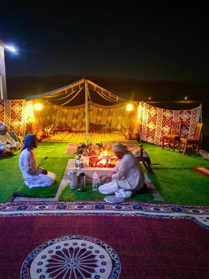 Safari Desert Camp Shāhiq Eksteriør billede