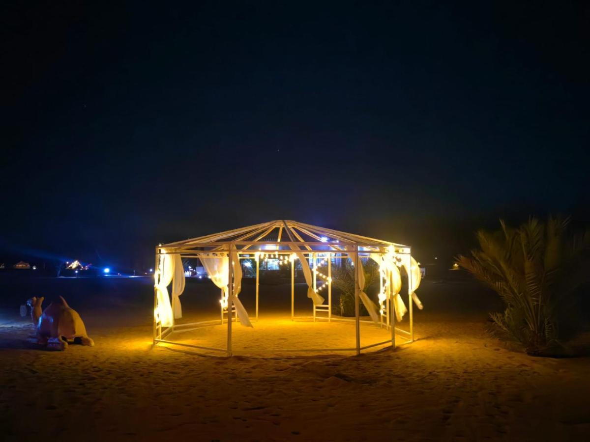 Safari Desert Camp Shāhiq Eksteriør billede