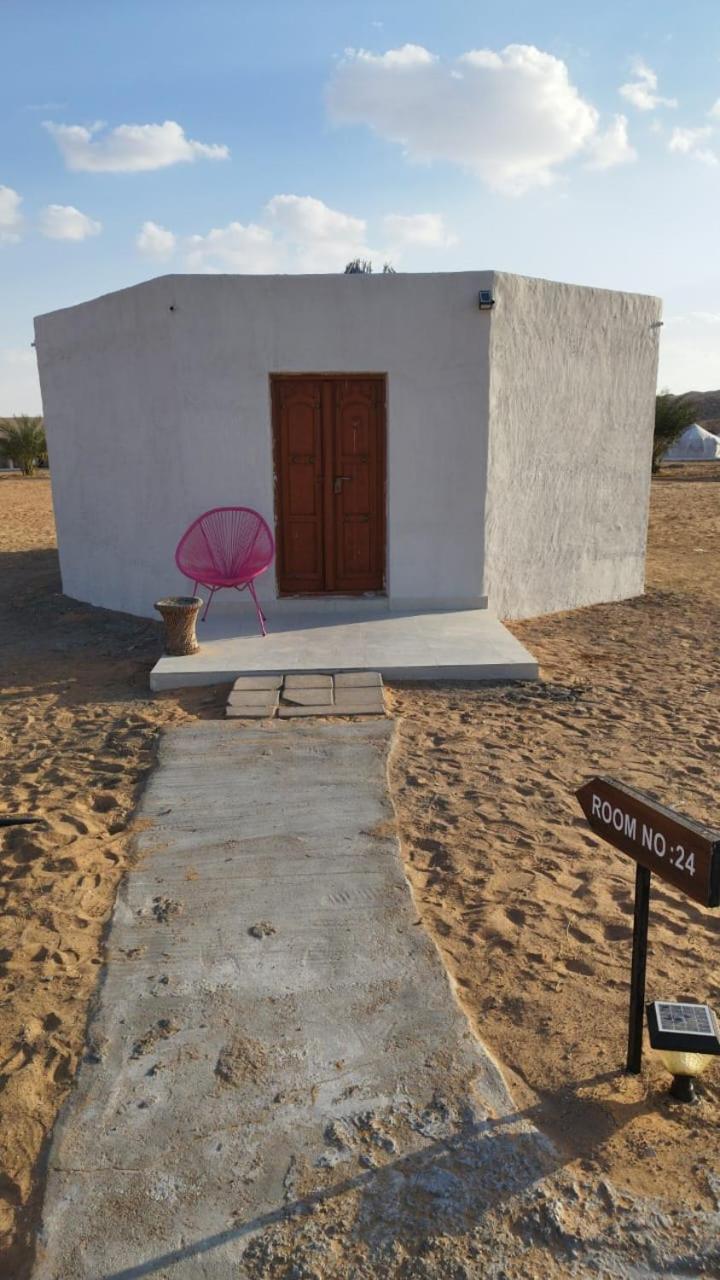 Safari Desert Camp Shāhiq Eksteriør billede